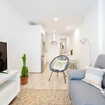 Famara Apartmán *